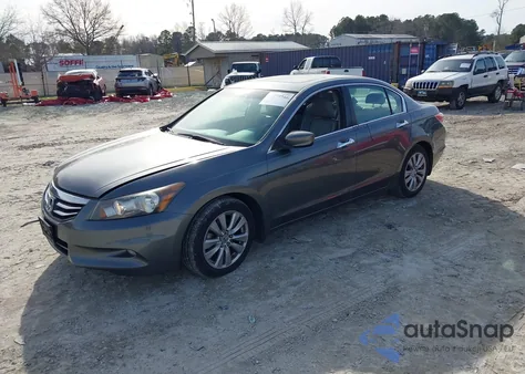 2011 Honda Accord 3.5 Ex-L z USA, uszkodzony, nr VIN 1HGCP3F87BA026648